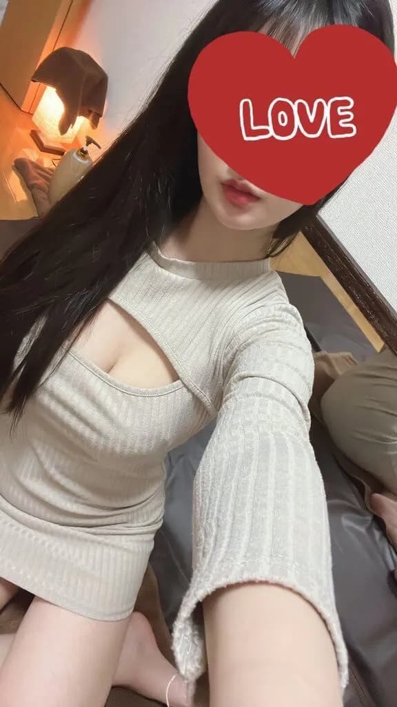麻美まな | 学芸大学・自由が丘メンズエステ Brown（ブラウン）の在籍セラピスト学芸大学・自由が丘メンズエステ Brown（ブラウン）