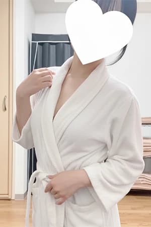 三浦ららさんのプロフィール｜五反田で人気のルーム型メンズエステ「Esthe Spa～エステスパ～」