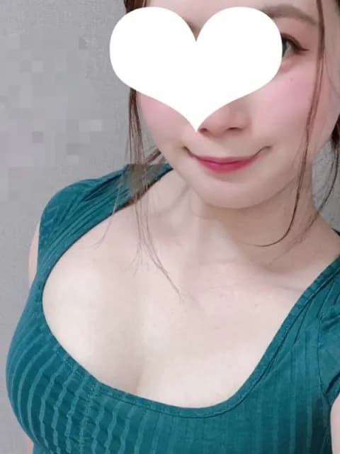 生田なおさんのプロフィール｜五反田・目黒・田町・恵比寿品川　メンズエステ｜DAHLIA