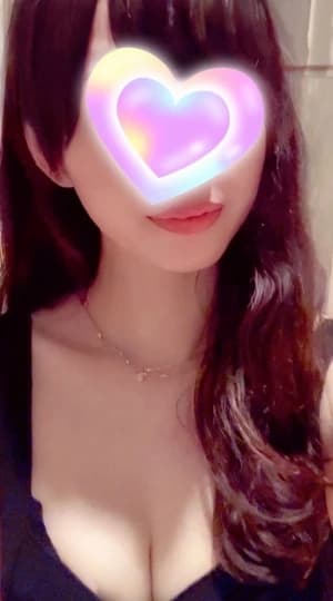 七海あおいさんのプロフィール｜五反田で人気のルーム型メンズエステ「Esthe Spa～エステスパ～」