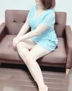 緒咲 りお