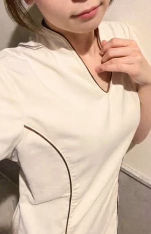 佐倉さんのプロフィール｜【HEADSPA TOKYO〜ヘッドスパトウキョウ】