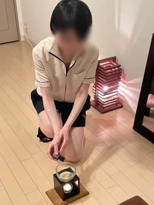 日本橋人形町アロマ・リラクゼーションサロン「Velonica and cradle～ヴェロニカ アンド クレイドル」 | Profile