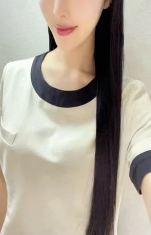 浜辺さんのプロフィール｜【HEADSPA TOKYO〜ヘッドスパトウキョウ】