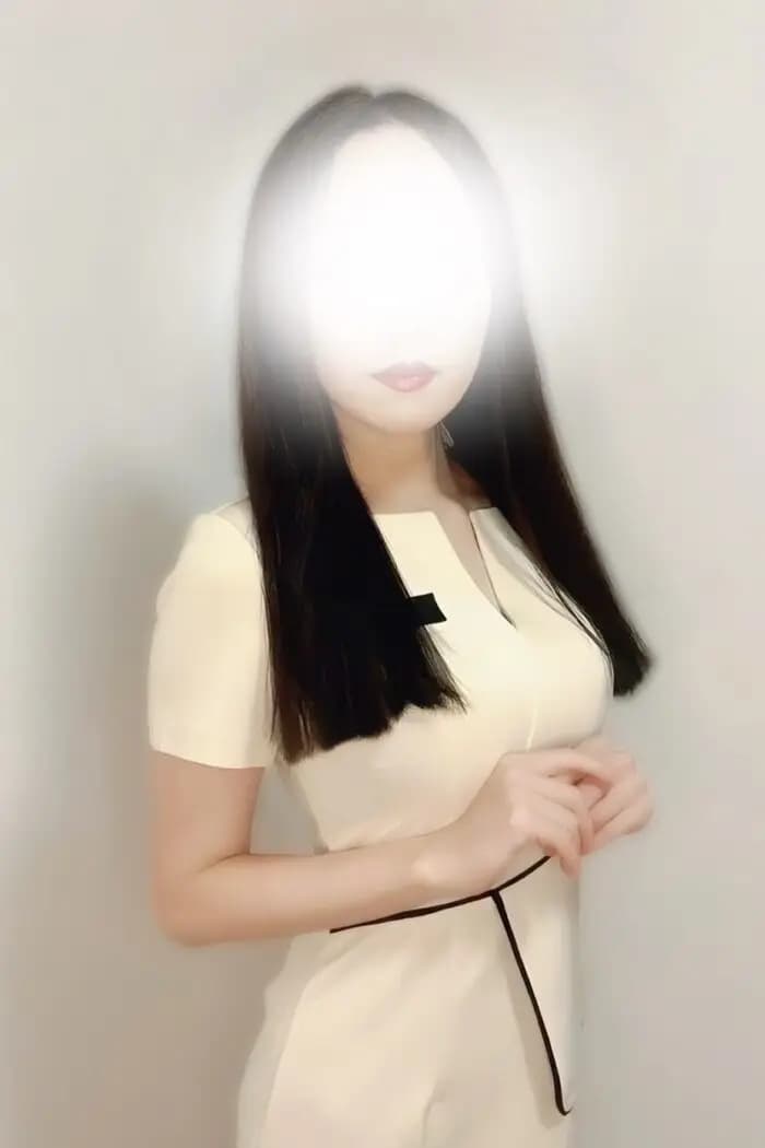 りな | 上野メンズエステ 癒しの空間ANNEX 人気セラピスト