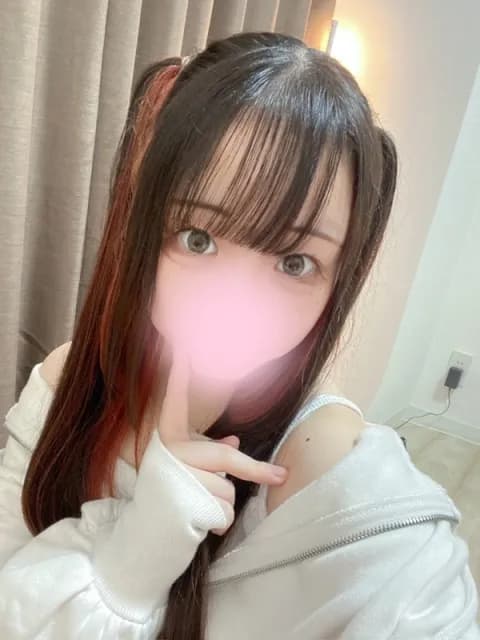 るなさんのプロフィール｜池袋メンズエステ｜Smile