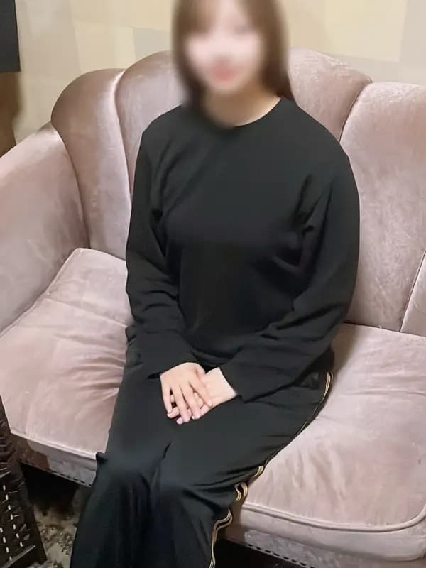 新人ひめかさんのプロフィール｜ミニスカ天使の癒やしのマッサージ｜池袋メンズエステ LOVE LAND (ラブランド)