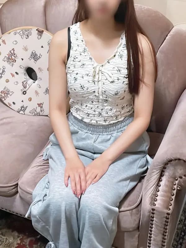 新人るのさんのプロフィール｜ミニスカ天使の癒やしのマッサージ｜池袋メンズエステ LOVE LAND (ラブランド)