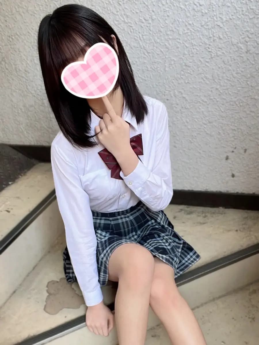 ねむプロフィール|池袋美少女リフレ|キャンクロ『Cam:Clo』
