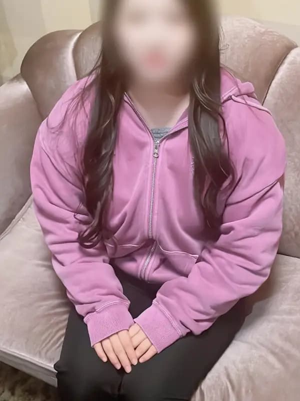 新人るいさんのプロフィール｜ミニスカ天使の癒やしのマッサージ｜池袋メンズエステ LOVE LAND (ラブランド)
