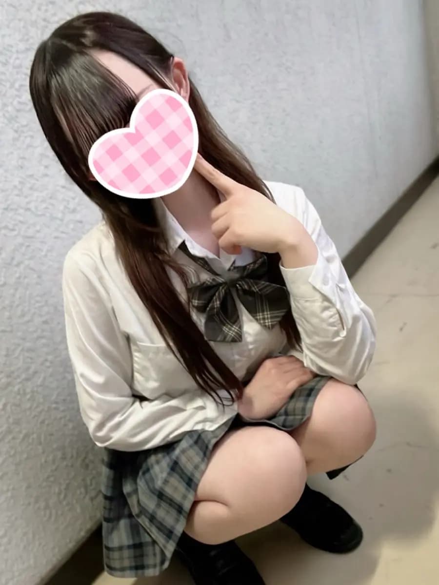 あみなプロフィール|池袋美少女リフレ｜キャンクロ『Cam:Clo』
