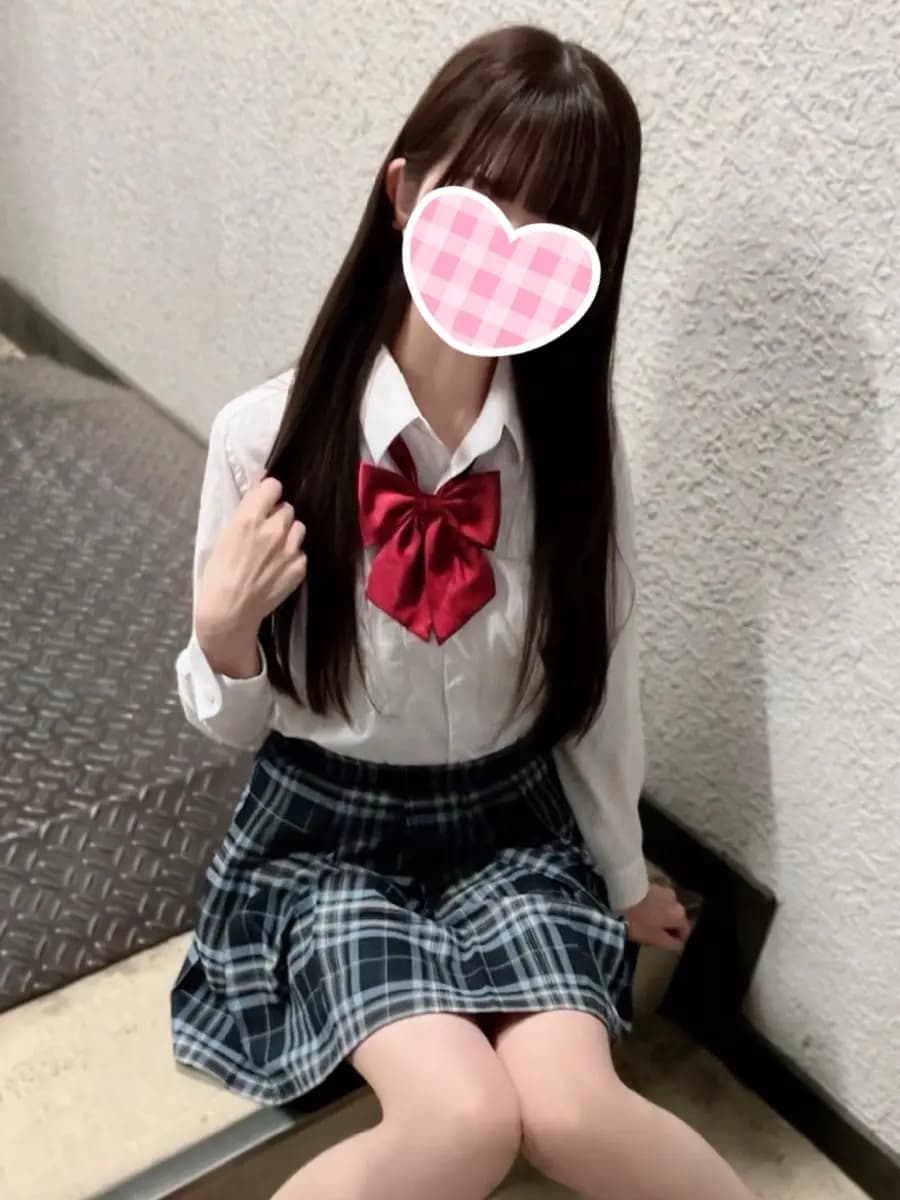 えみりプロフィール|池袋美少女リフレ｜キャンクロ『Cam:Clo』