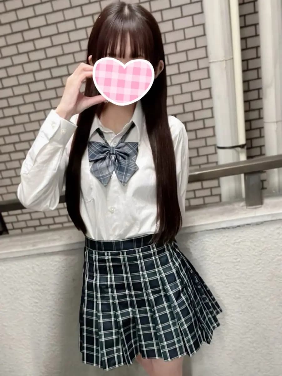 えみりプロフィール|池袋美少女リフレ｜キャンクロ『Cam:Clo』