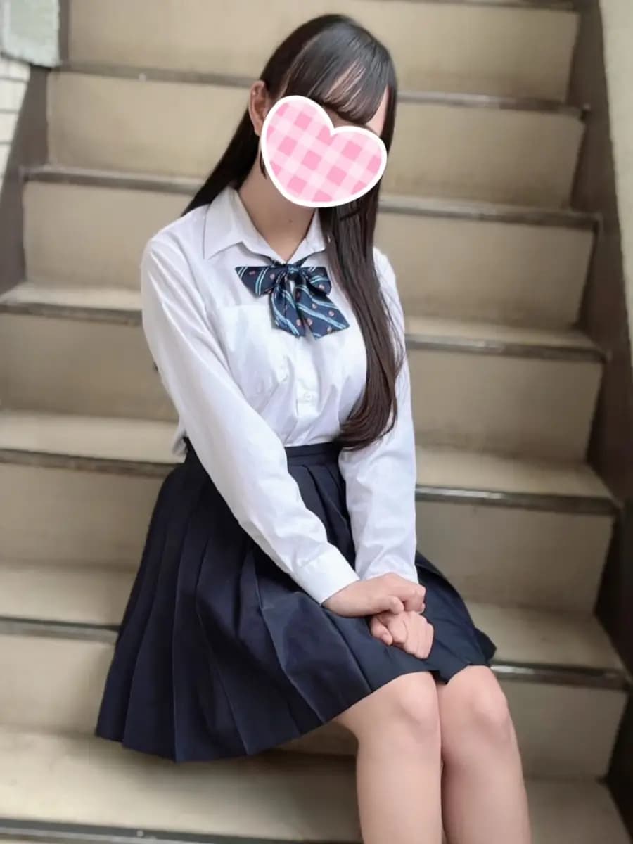 くるみプロフィール|池袋美少女リフレ｜キャンクロ『Cam:Clo』
