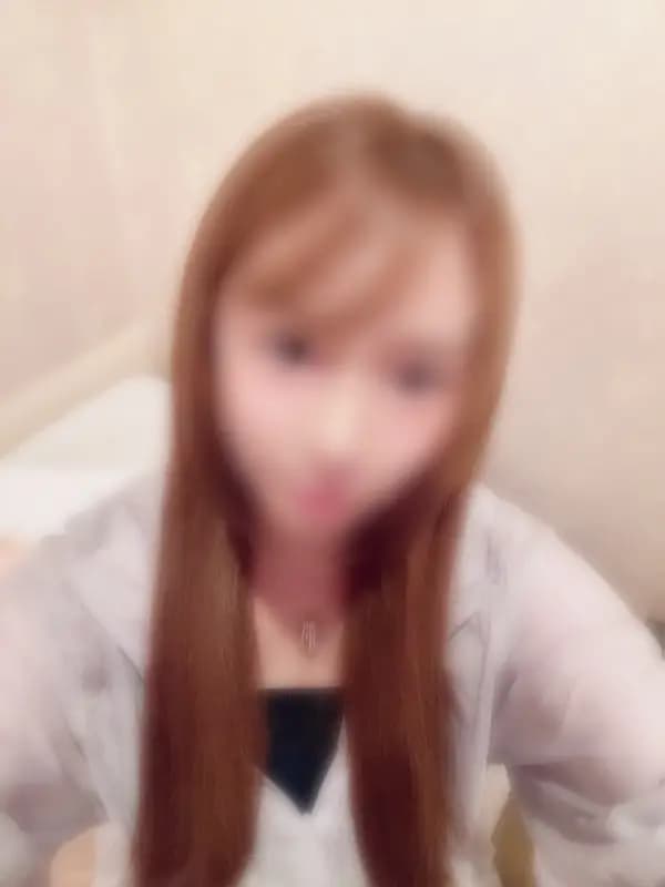 みなみさんのプロフィール｜ミニスカ天使の癒やしのマッサージ｜池袋メンズエステ LOVE LAND (ラブランド)