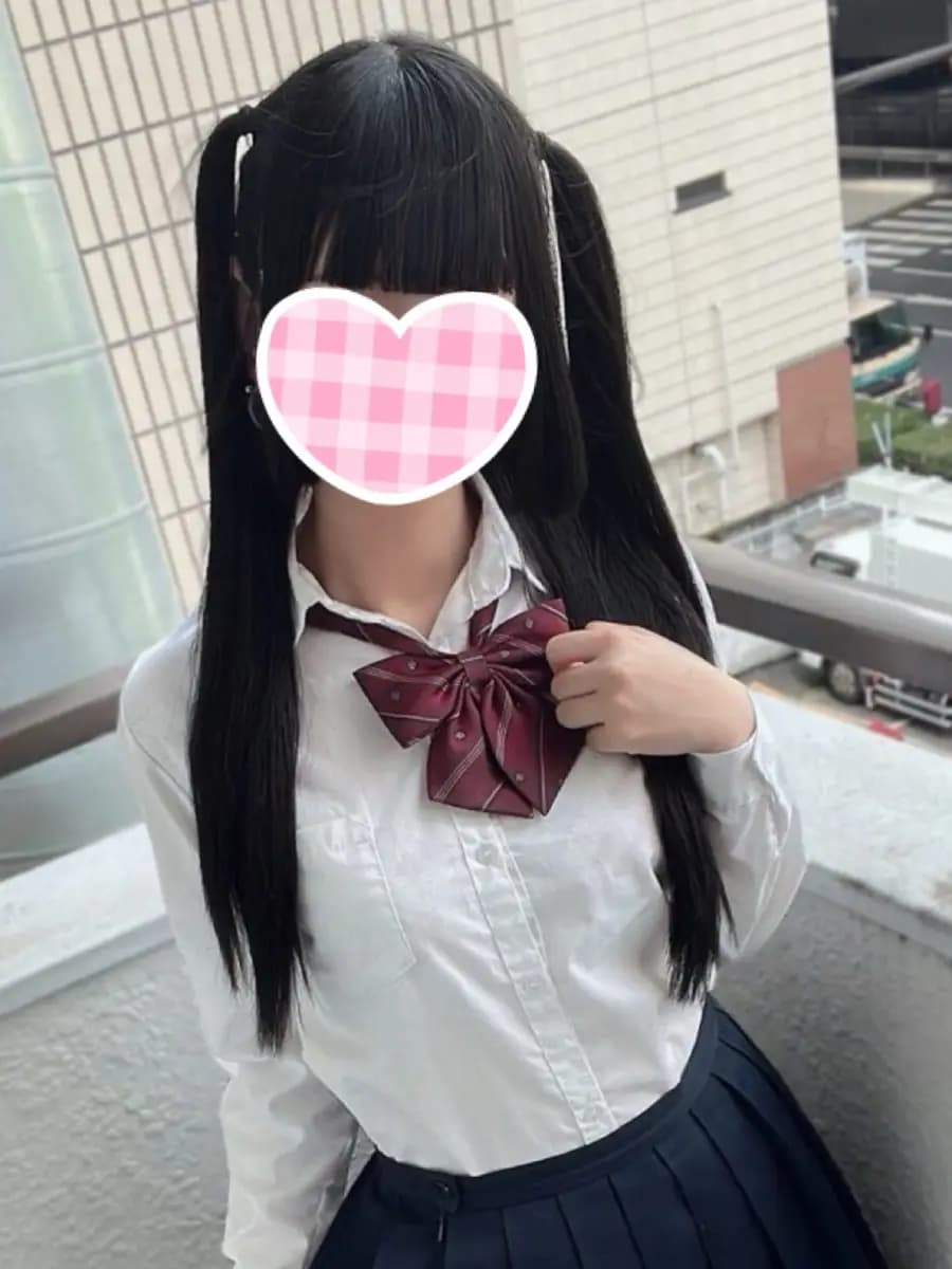 りむプロフィール|池袋美少女リフレ｜キャンクロ『Cam:Clo』