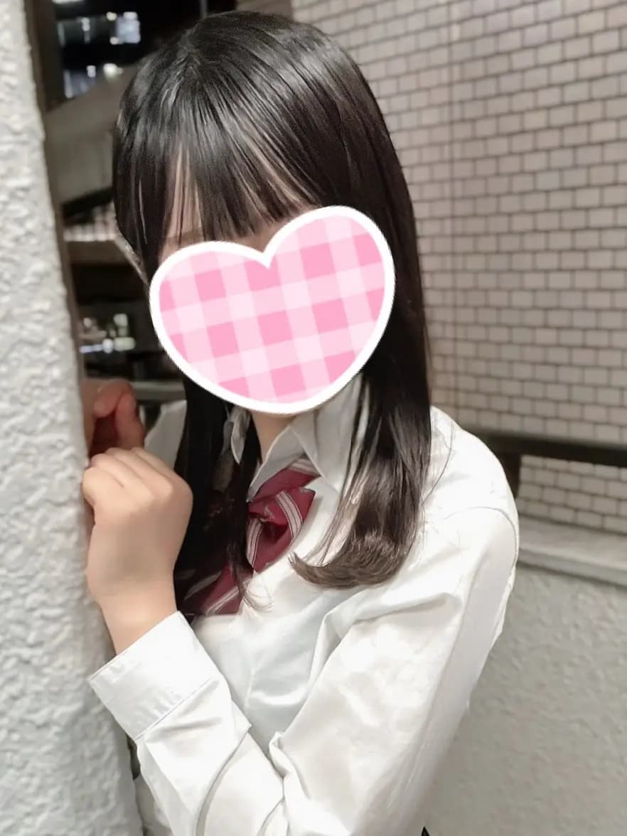 なぎさプロフィール|池袋美少女リフレ｜キャンクロ『Cam:Clo』