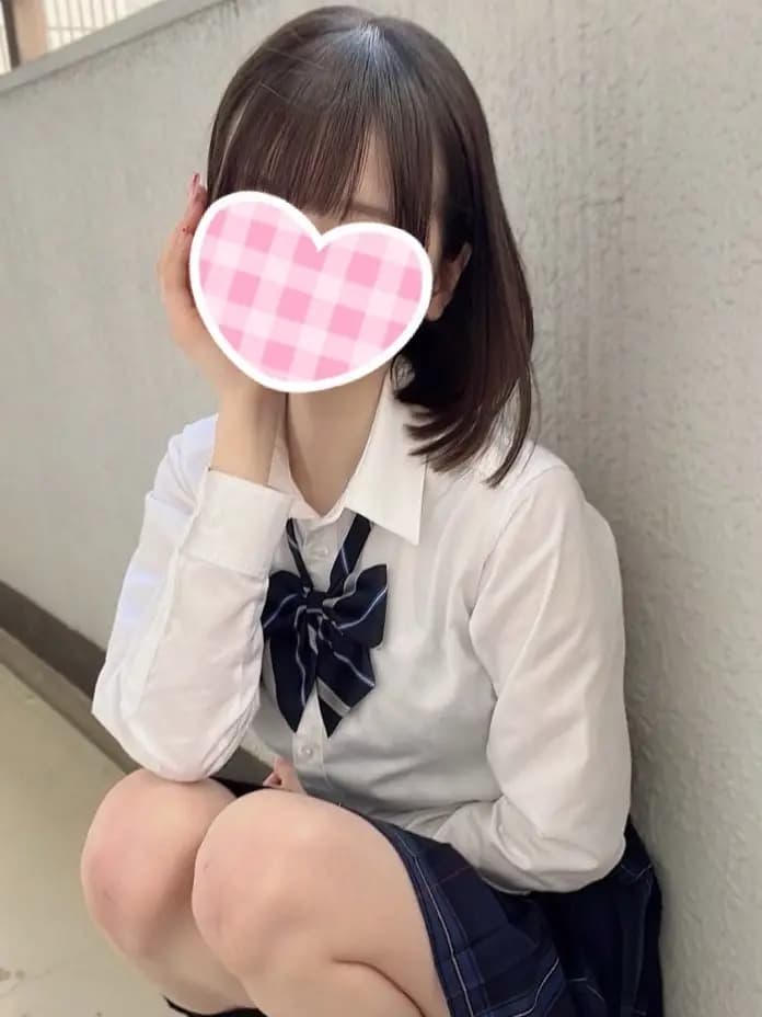つきのプロフィール|池袋美少女リフレ｜キャンクロ『Cam:Clo』