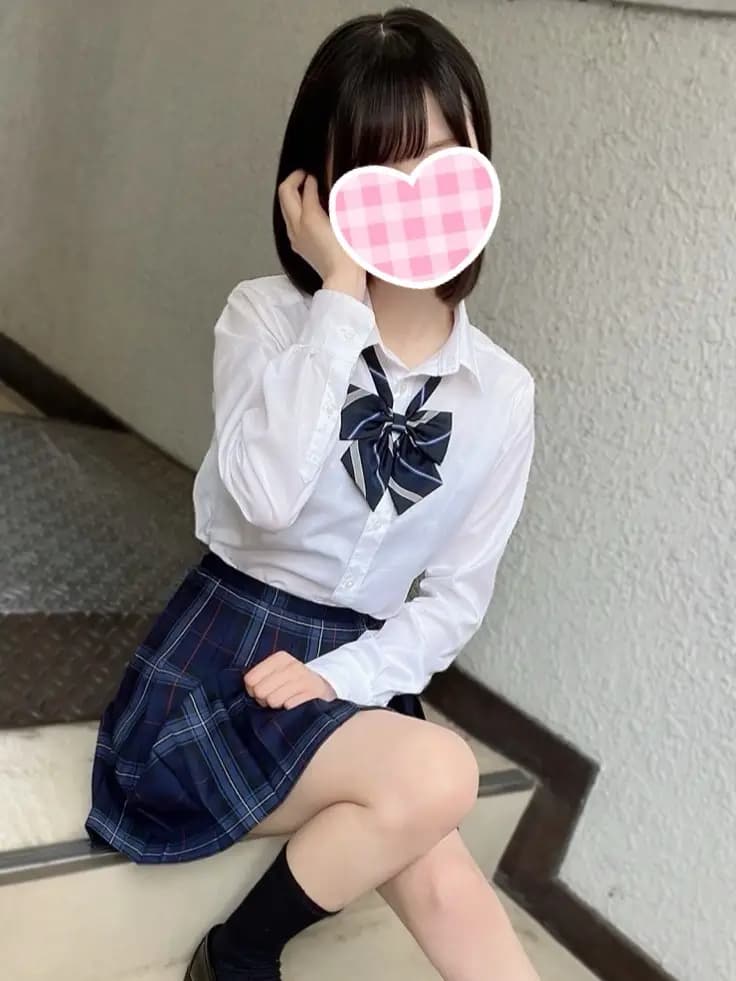 つきのプロフィール|池袋美少女リフレ｜キャンクロ『Cam:Clo』