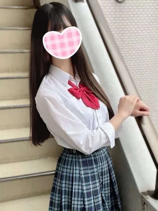 のえるプロフィール|池袋美少女リフレ｜キャンクロ『Cam:Clo』