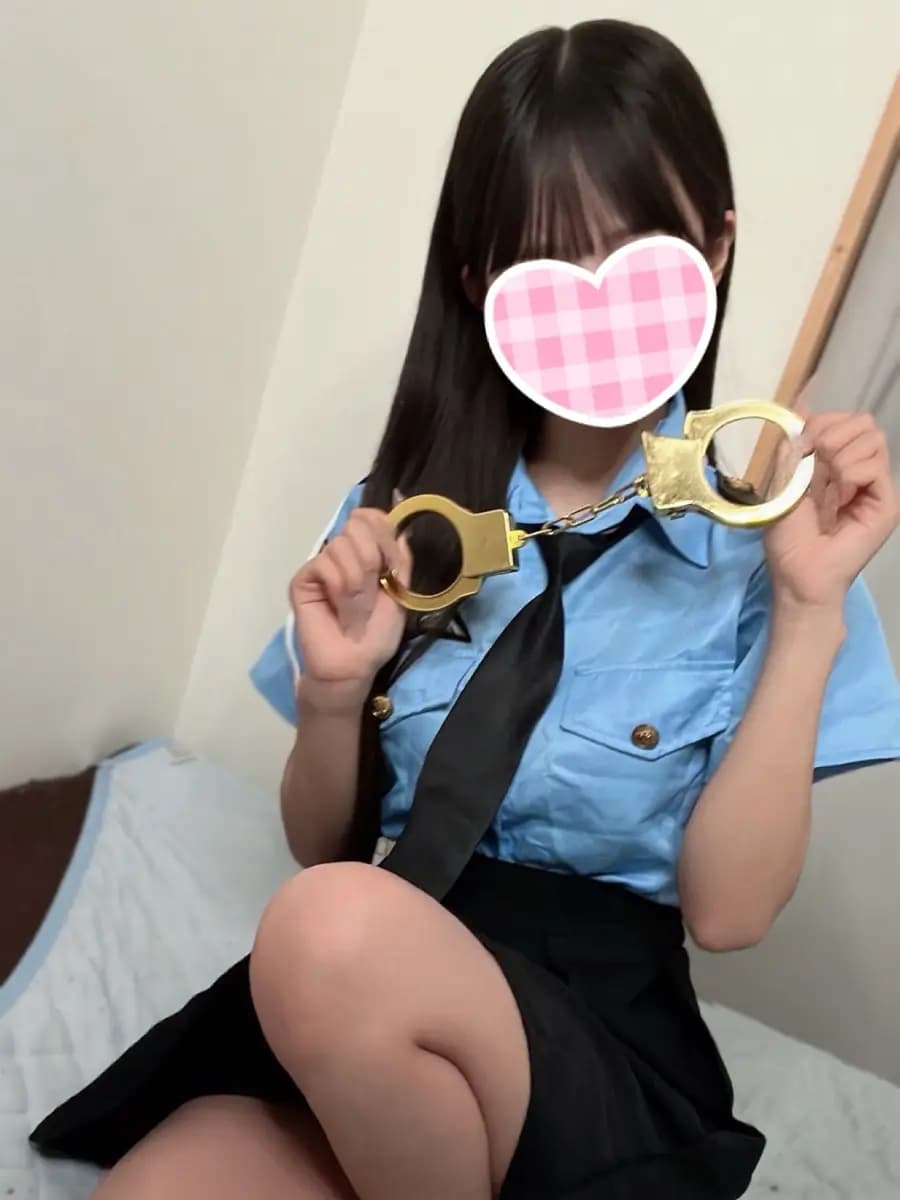 みくりプロフィール|池袋美少女リフレ｜キャンクロ『Cam:Clo』