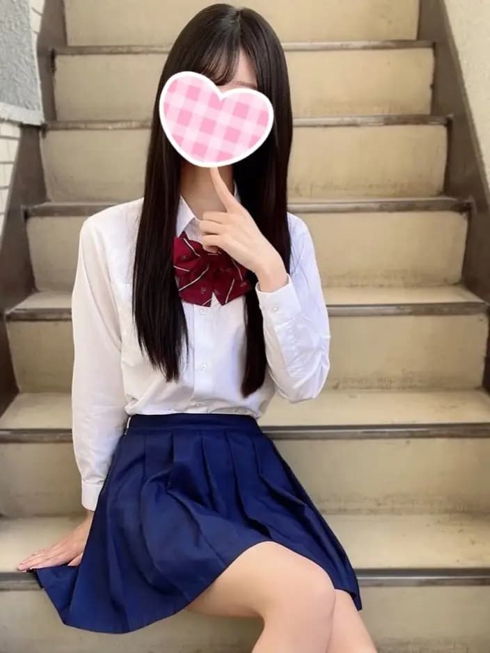 すみれプロフィール|池袋美少女リフレ｜キャンクロ『Cam:Clo』