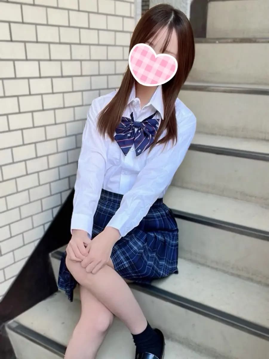 りかプロフィール|池袋美少女リフレ｜キャンクロ『Cam:Clo』
