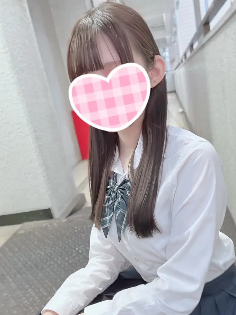 ももなプロフィール|池袋美少女リフレ｜キャンクロ『Cam:Clo』