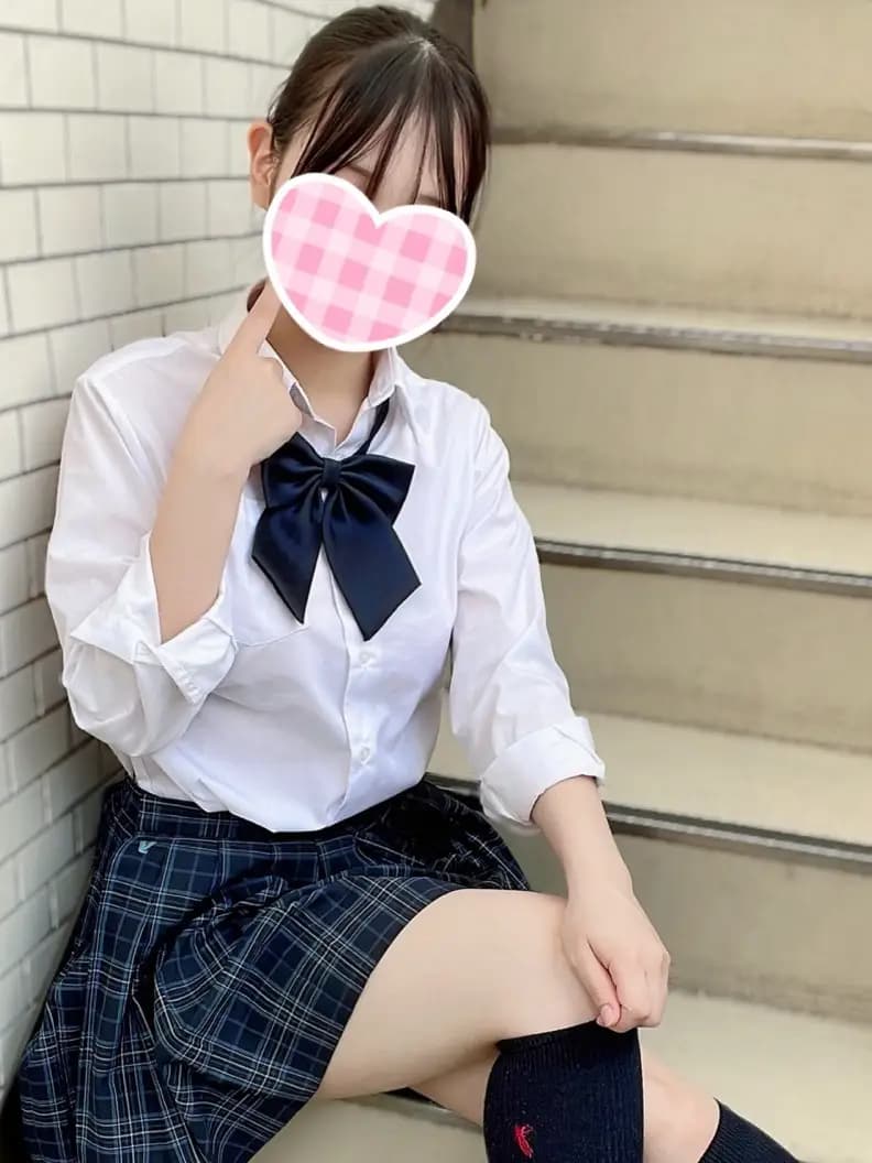 ひなたプロフィール|池袋美少女リフレ｜キャンクロ『Cam:Clo』