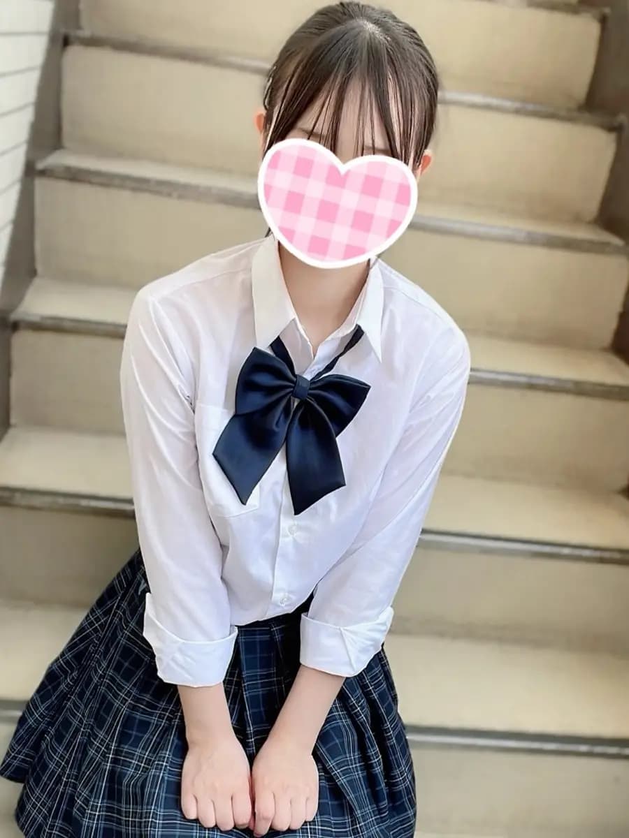 ひなたプロフィール|池袋美少女リフレ｜キャンクロ『Cam:Clo』