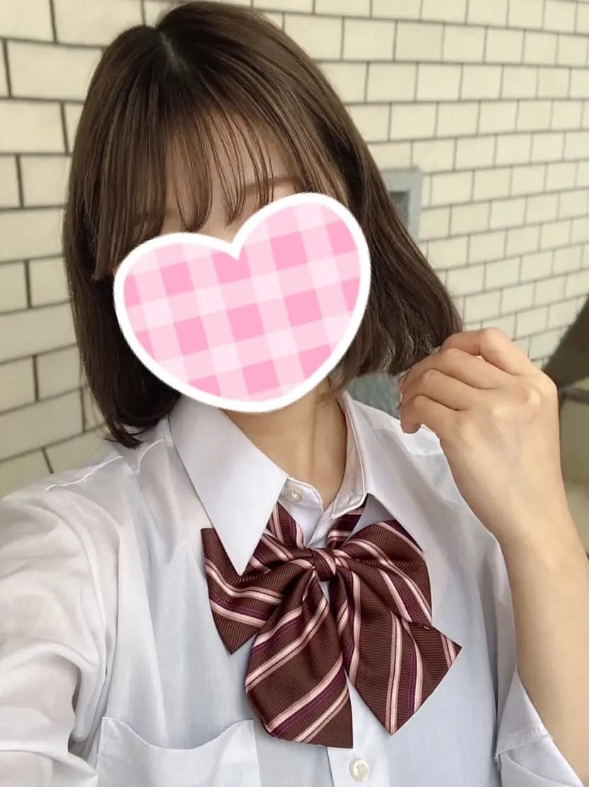 りのプロフィール|池袋美少女リフレ｜キャンクロ『Cam:Clo』