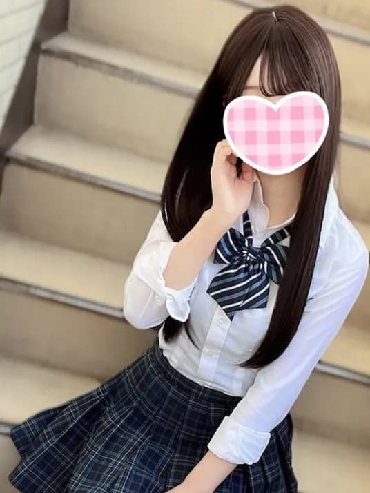 りのプロフィール|池袋美少女リフレ｜キャンクロ『Cam:Clo』