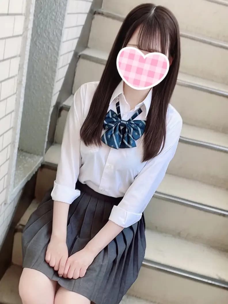 しいなプロフィール|池袋美少女リフレ｜キャンクロ『Cam:Clo』