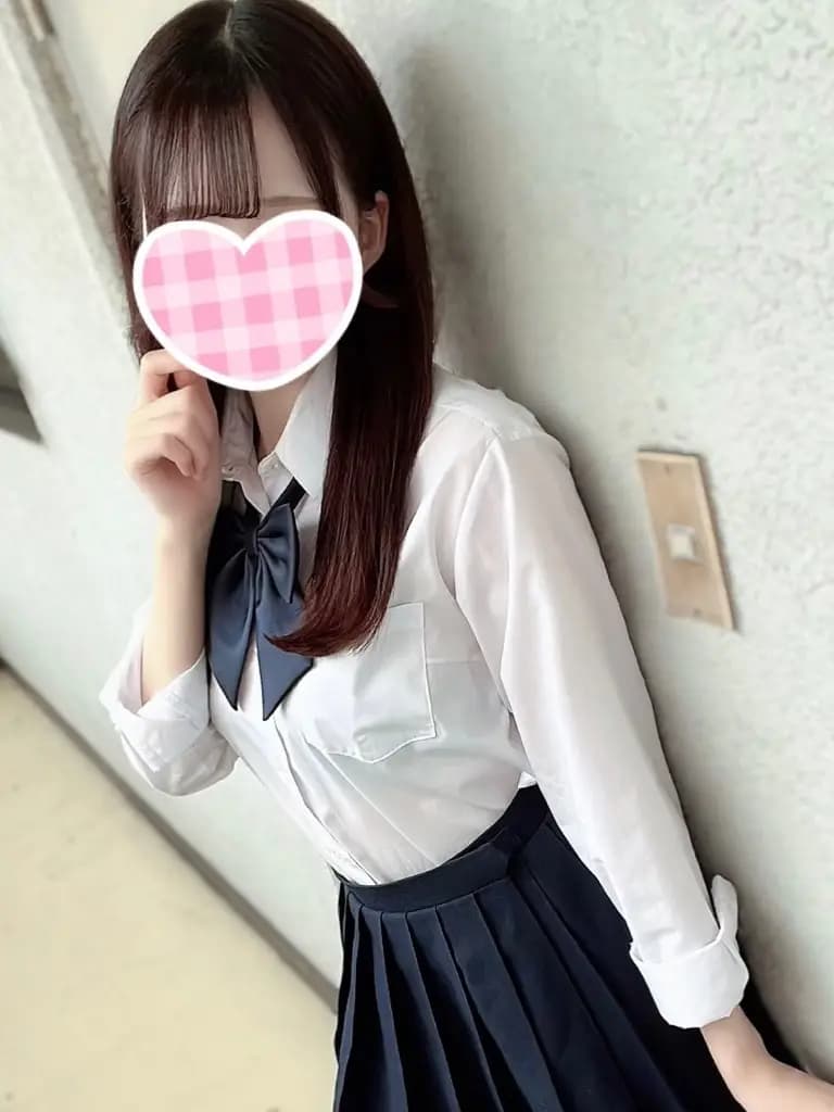 しいなプロフィール|池袋美少女リフレ｜キャンクロ『Cam:Clo』