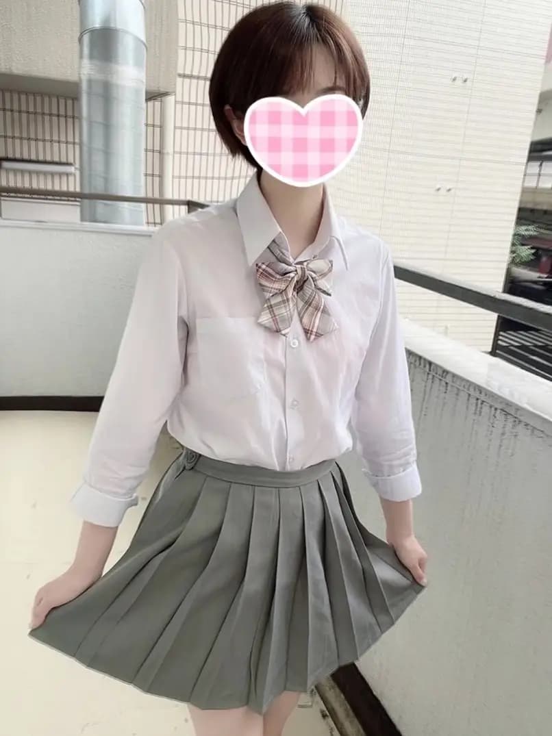 かなでプロフィール|池袋美少女リフレ｜キャンクロ『Cam:Clo』