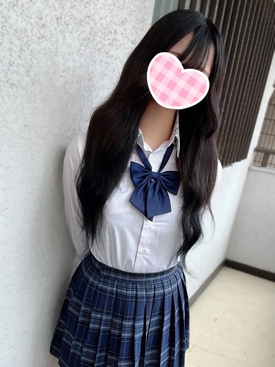 りんプロフィール|池袋美少女リフレ｜キャンクロ『Cam:Clo』