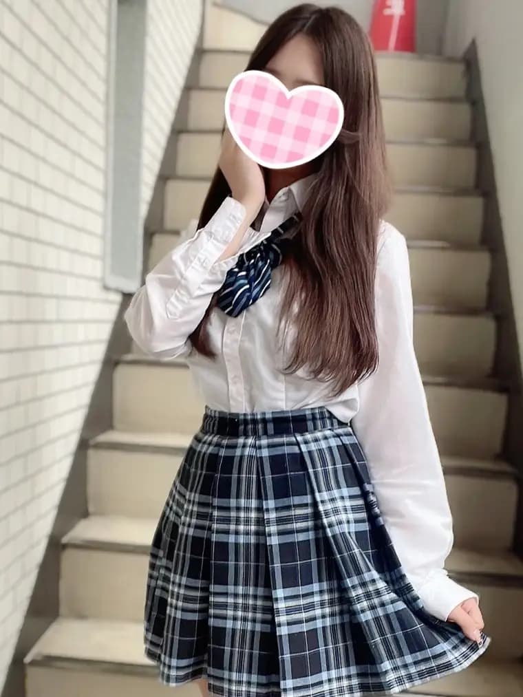 りんなプロフィール|池袋美少女リフレ｜キャンクロ『Cam:Clo』