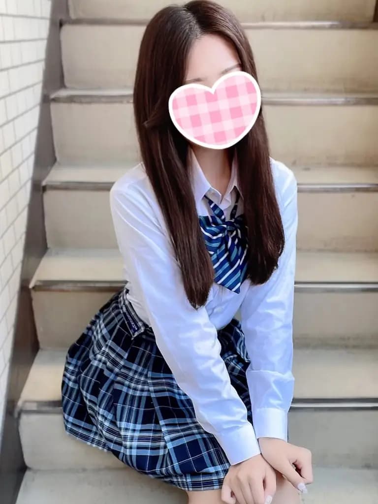 りんなプロフィール|池袋美少女リフレ｜キャンクロ『Cam:Clo』