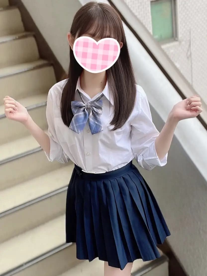 かなみプロフィール|池袋美少女リフレ｜キャンクロ『Cam:Clo』