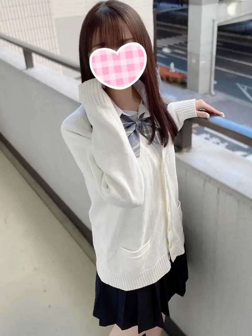 かなみプロフィール|池袋美少女リフレ｜キャンクロ『Cam:Clo』