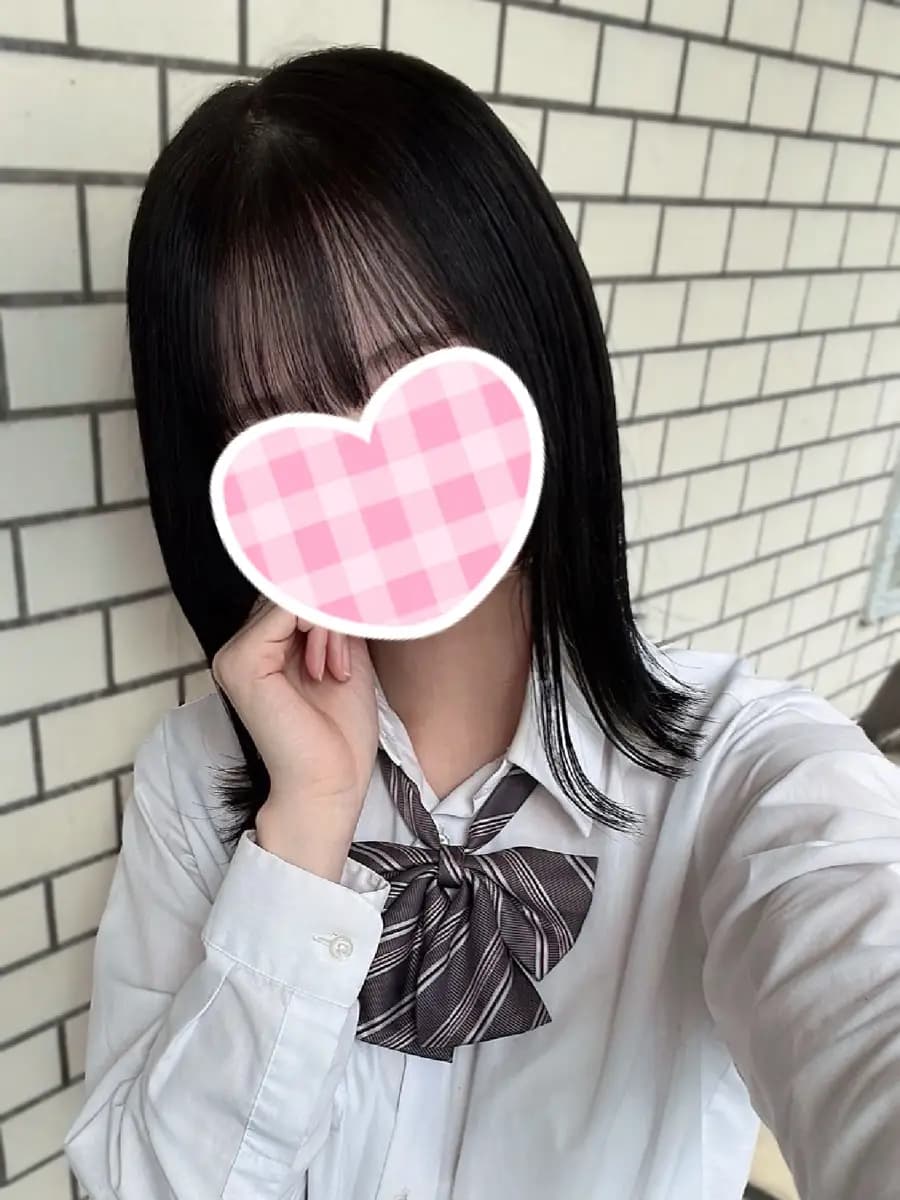 はつねプロフィール|池袋美少女リフレ｜キャンクロ『Cam:Clo』