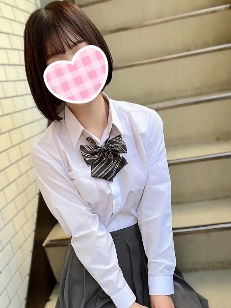 はつねプロフィール|池袋美少女リフレ｜キャンクロ『Cam:Clo』