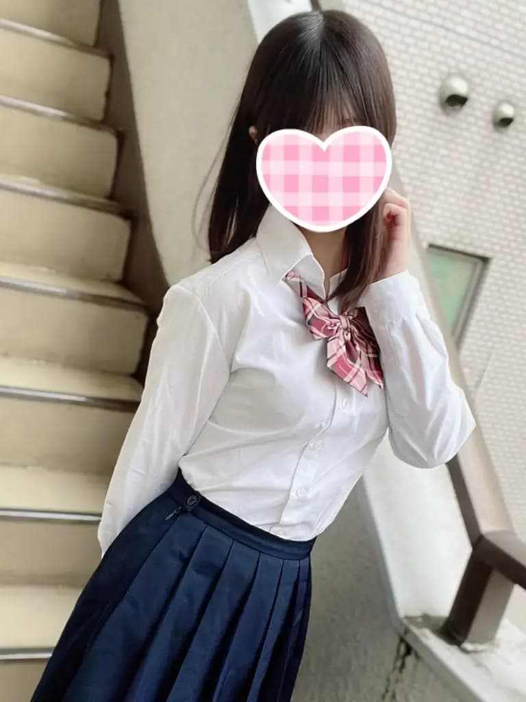 みゆプロフィール|池袋美少女リフレ｜キャンクロ『Cam:Clo』