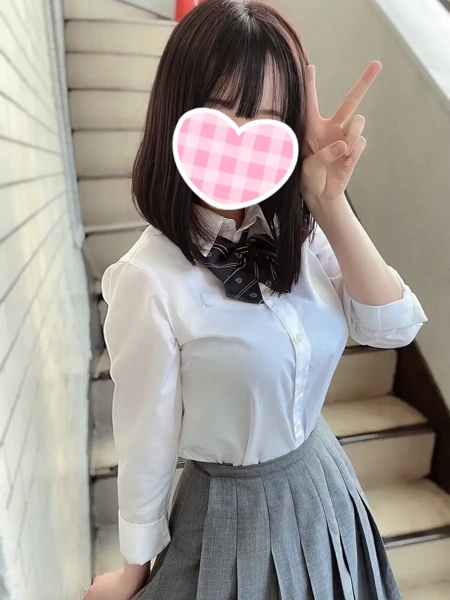 ひかるプロフィール|池袋美少女リフレ｜キャンクロ『Cam:Clo』