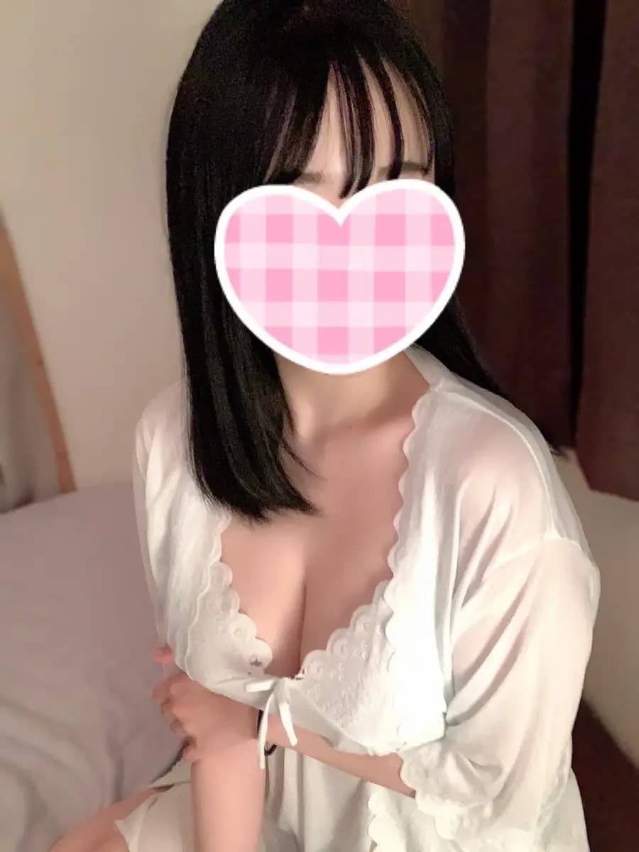 ひかるプロフィール|池袋美少女リフレ｜キャンクロ『Cam:Clo』