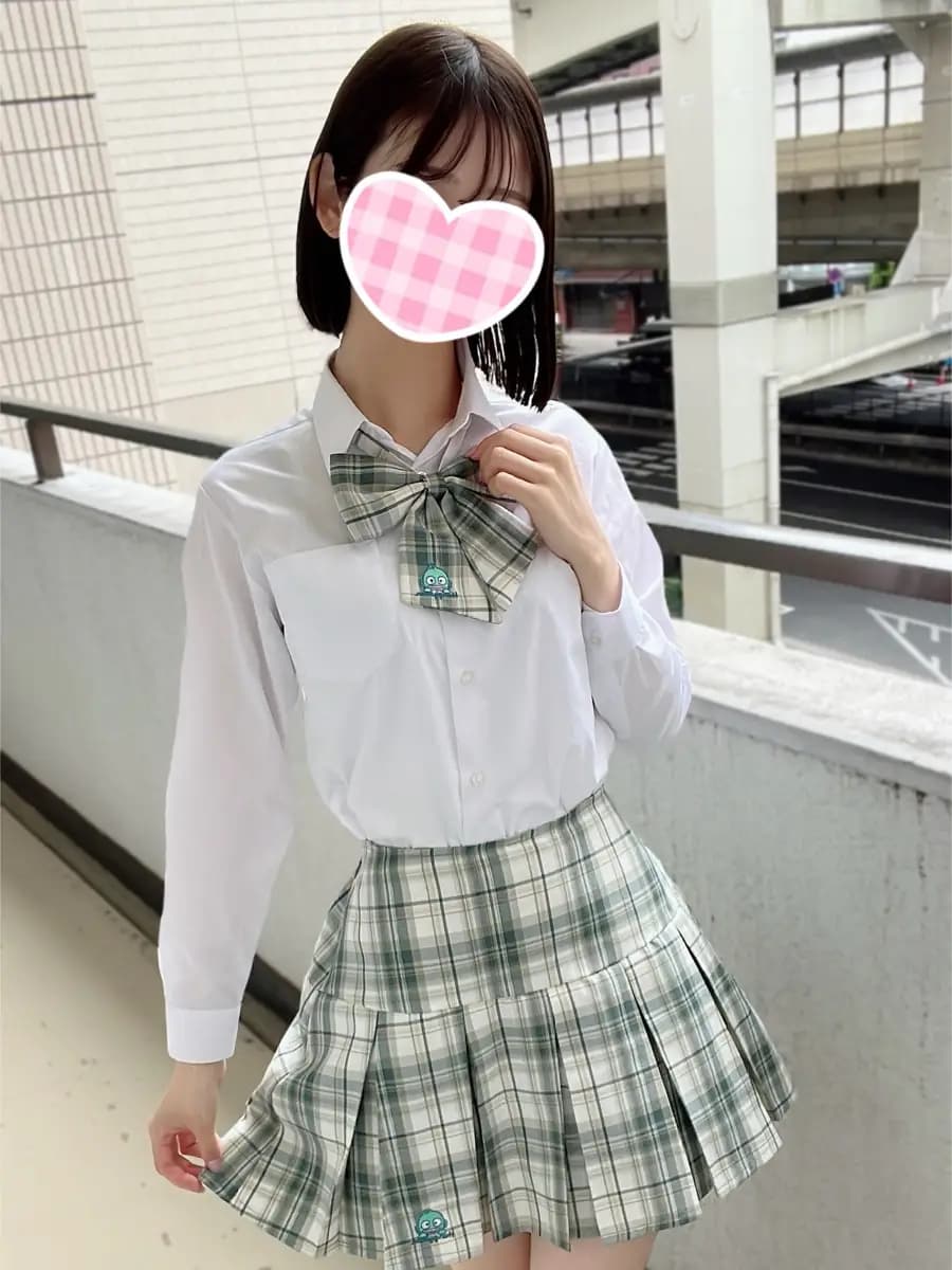 りさプロフィール|池袋美少女リフレ｜キャンクロ『Cam:Clo』