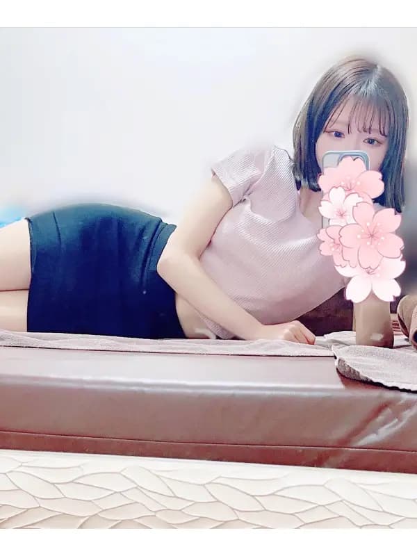 SAKIさんのプロフィール｜やわらかく、上品に、心ほどける穏やかなひととき。｜アルヴィア - ALVIA -