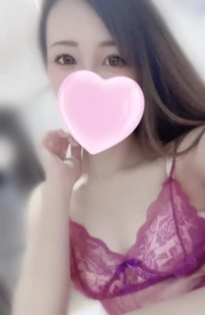 じゅり のプロフィール | メンズエステ ねむりる | 五感を満たす至福のリラクゼーション。身も心もリラックスできる最高の癒しをご提供いたします。