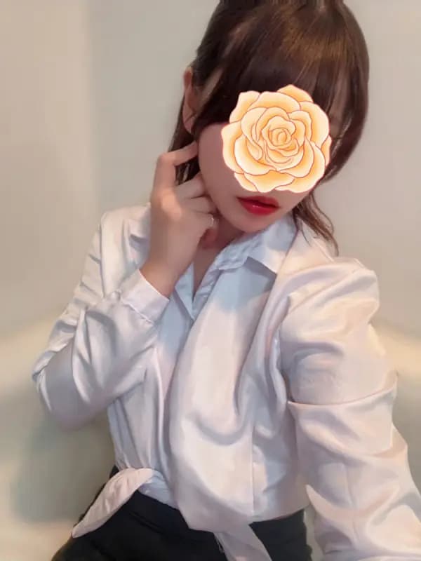 みいなさんのプロフィール｜新宿メンズエステ｜Yuni Spa〜ユニスパ〜