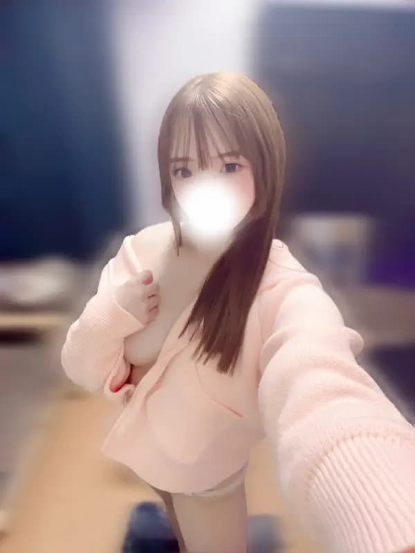 星街 めるさんのプロフィール|新大久保 ・高田馬場メンズエステ|felix(フェリックス)